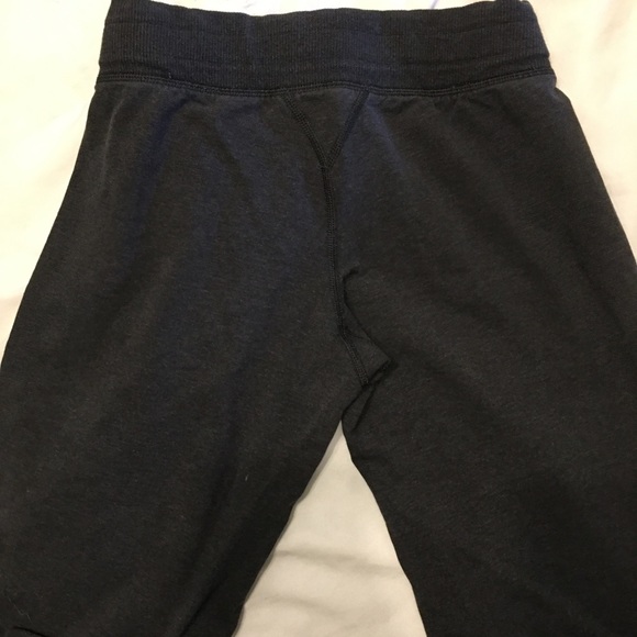 Lulu lemon sweat pants - Picture 2 of 2